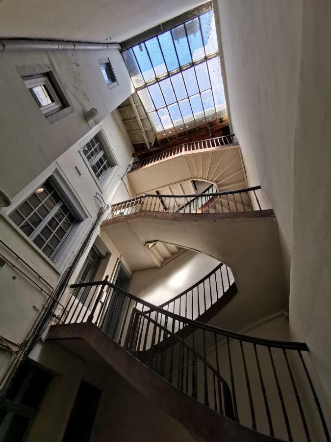 Le Bon'Appart - 50M De La Cathedrale Montauban Exterior photo